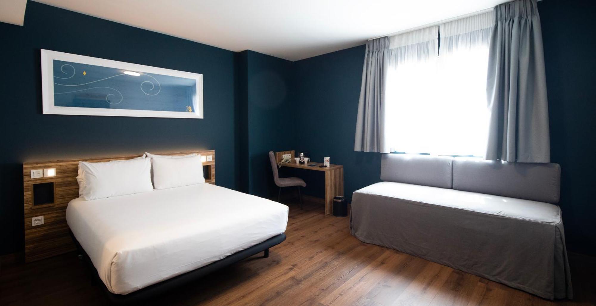 Travelodge Madrid Metropolitano Стая снимка