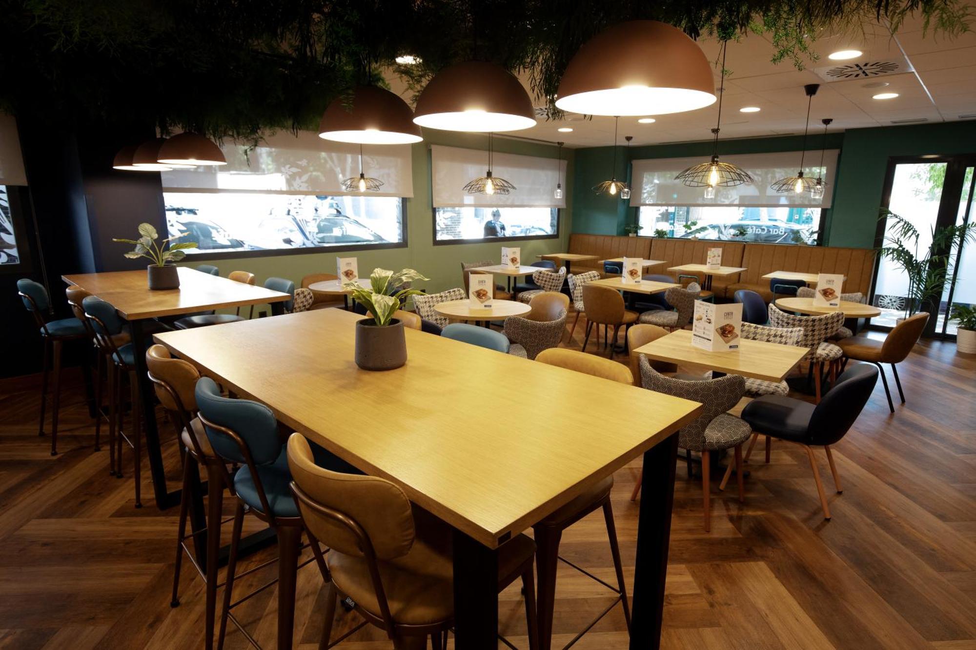 Travelodge Madrid Metropolitano Екстериор снимка
