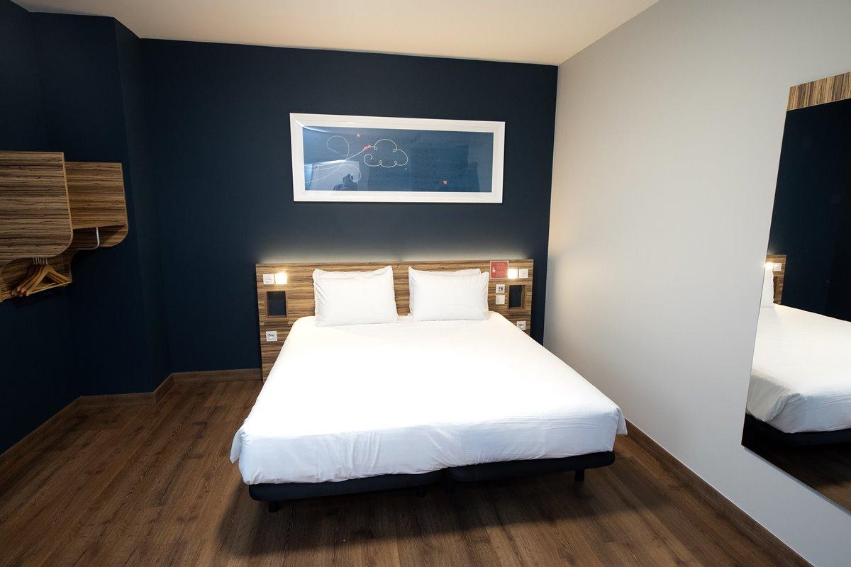 Travelodge Madrid Metropolitano Екстериор снимка